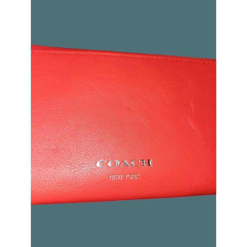 Coach Leather Turn Lock Wallet - Picture 13 of 14